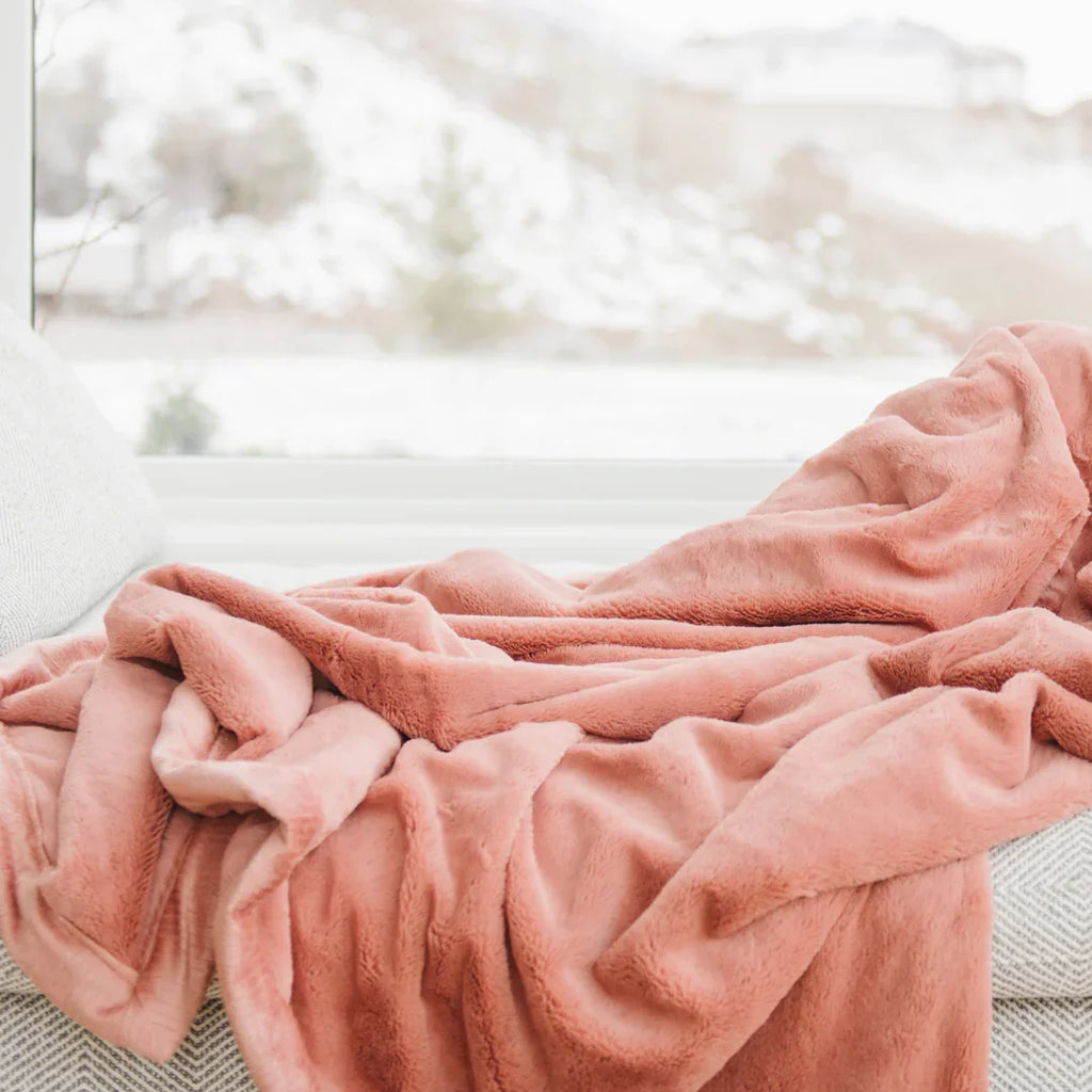 LUSH XL BLANKETS
