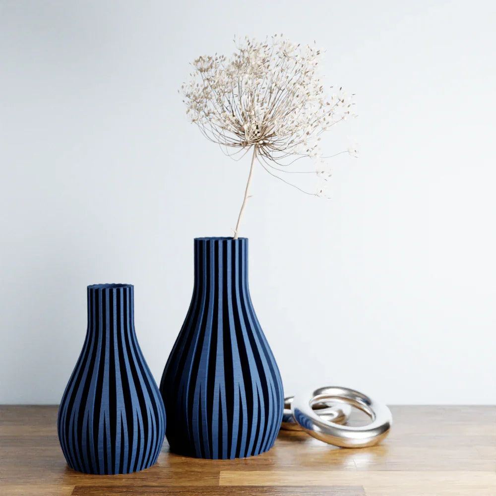 WILLOW Vase Modernized Pottery