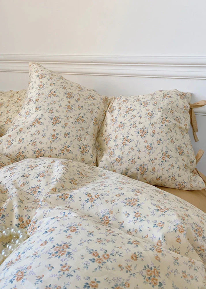 Magnolia Ribbon Bow Tie Floral Bedding Set / Blue Ever Lasting