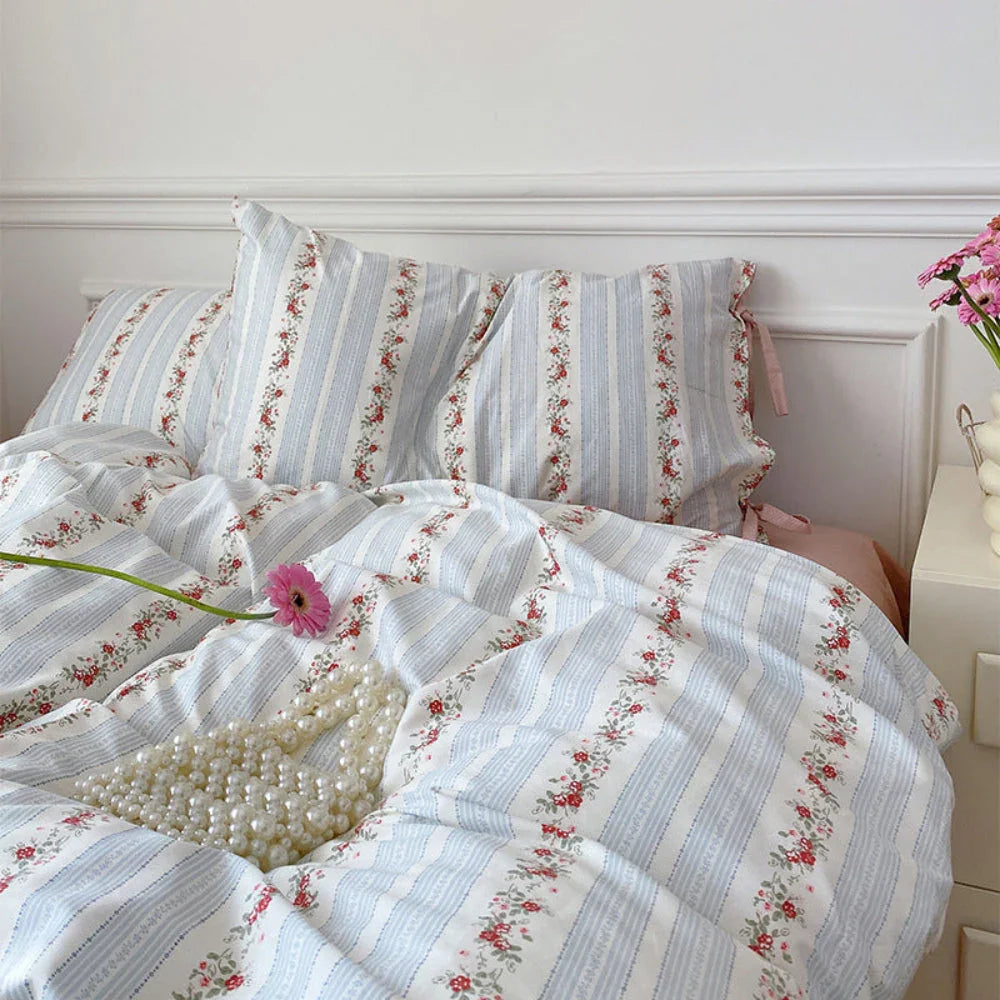Magnolia Ribbon Bow Tie Floral Bedding Set / Blue Ever Lasting