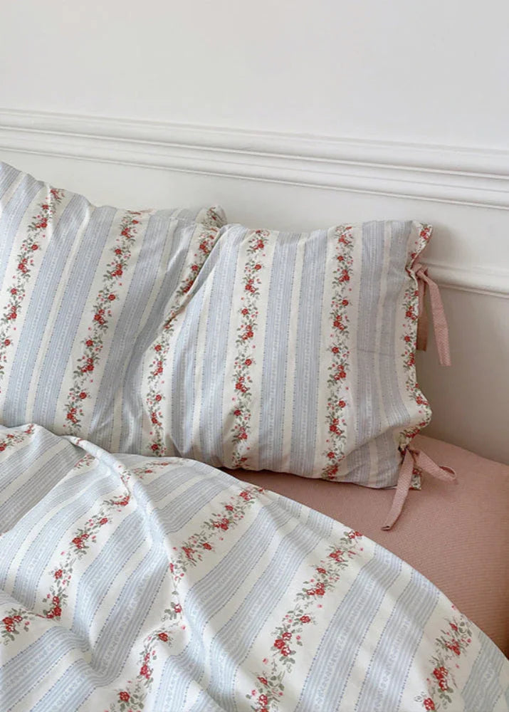 Magnolia Ribbon Bow Tie Floral Bedding Set / Blue Ever Lasting