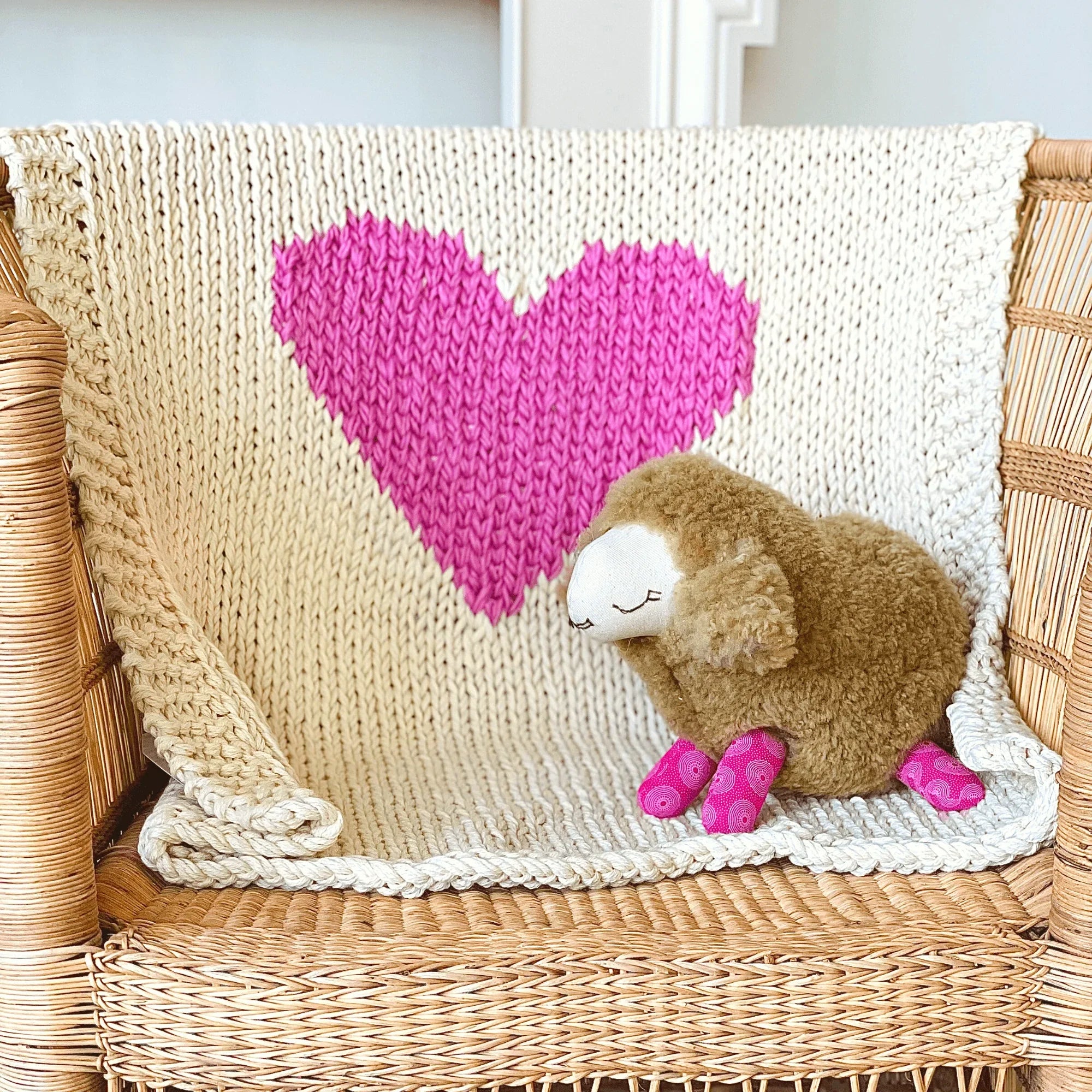Mini Heart Blanket, top view - House Of Avana