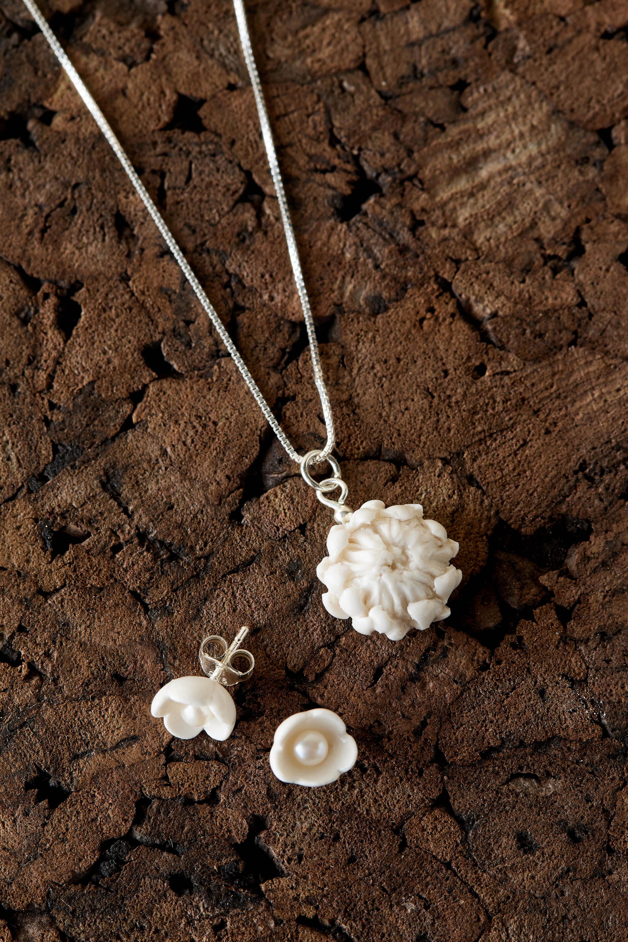 Mini Buttercup Stud Earrings & Protea Floral Necklace Bundle Kanju Interiors