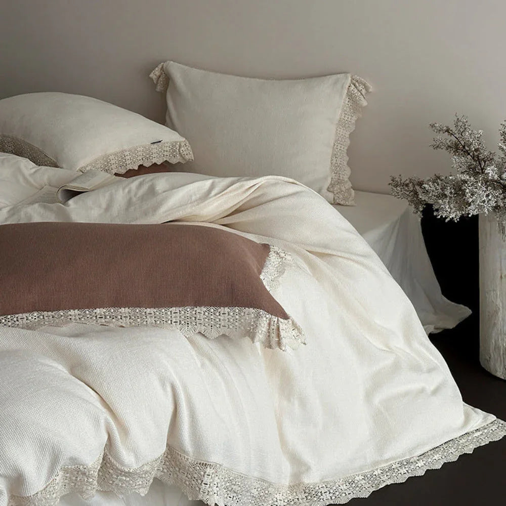 Nora Lace Double Gauze Ruffle Bedding Set / Brown Ever Lasting