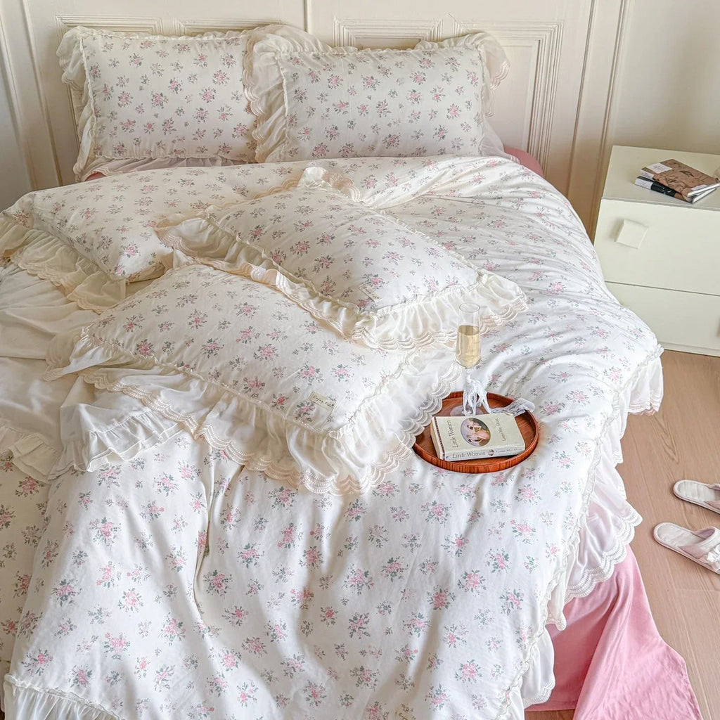 Delicate Floral Lace Ruffled Bedding Set / Purple Ever Lasting