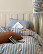 Parker Minimalist Striped Bedding Set / Blue Ever Lasting