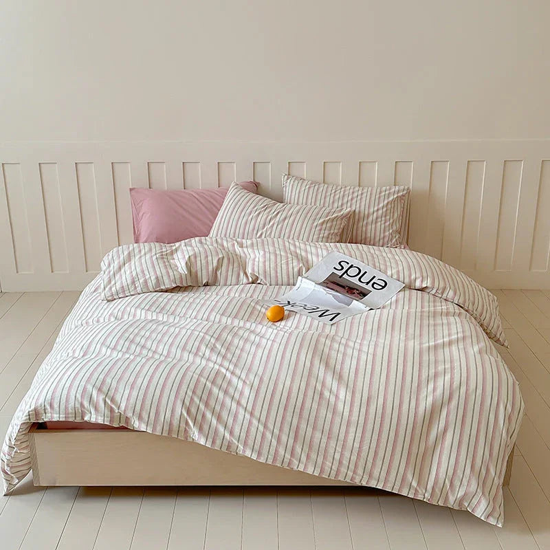 Parker Minimalist Striped Bedding Set / Blue Ever Lasting