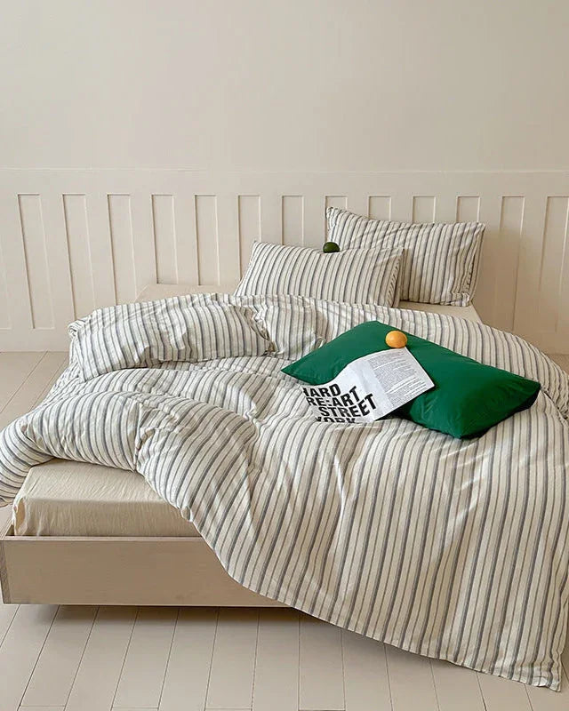 Parker Minimalist Striped Bedding Set / Blue Ever Lasting