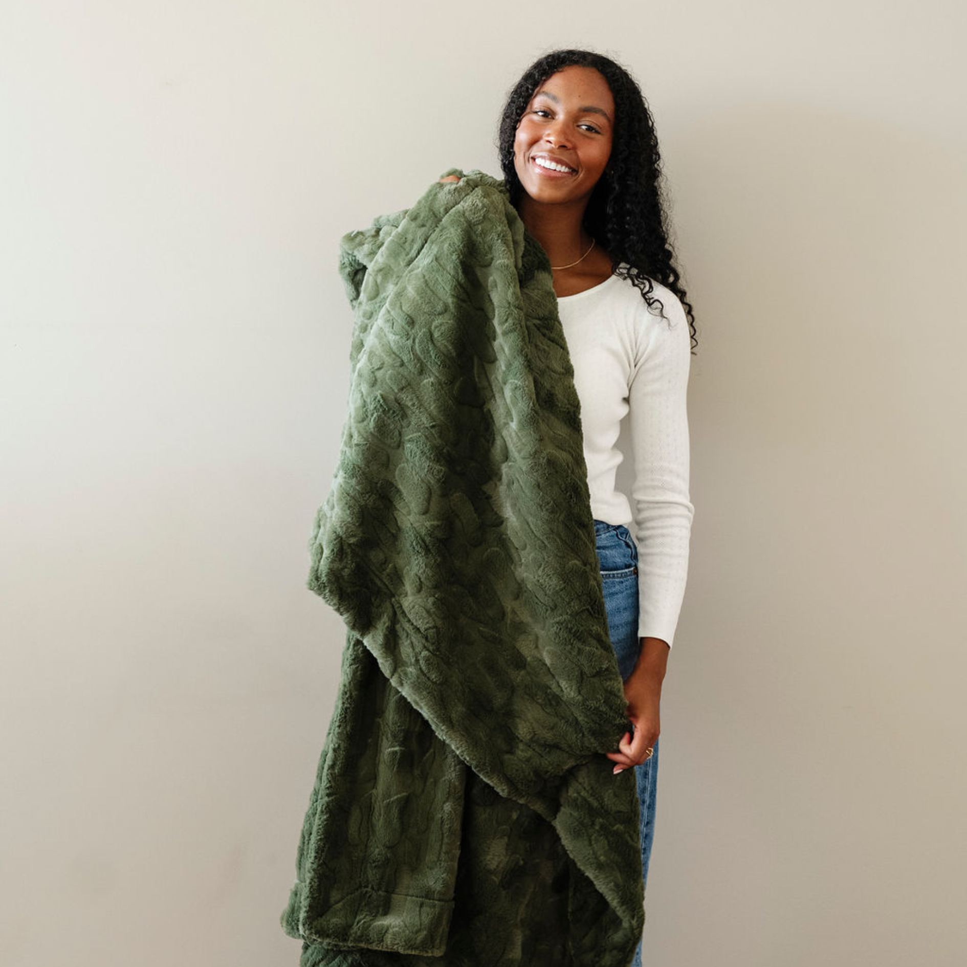 PATTERNED FAUX FUR XL THROW BLANKETS