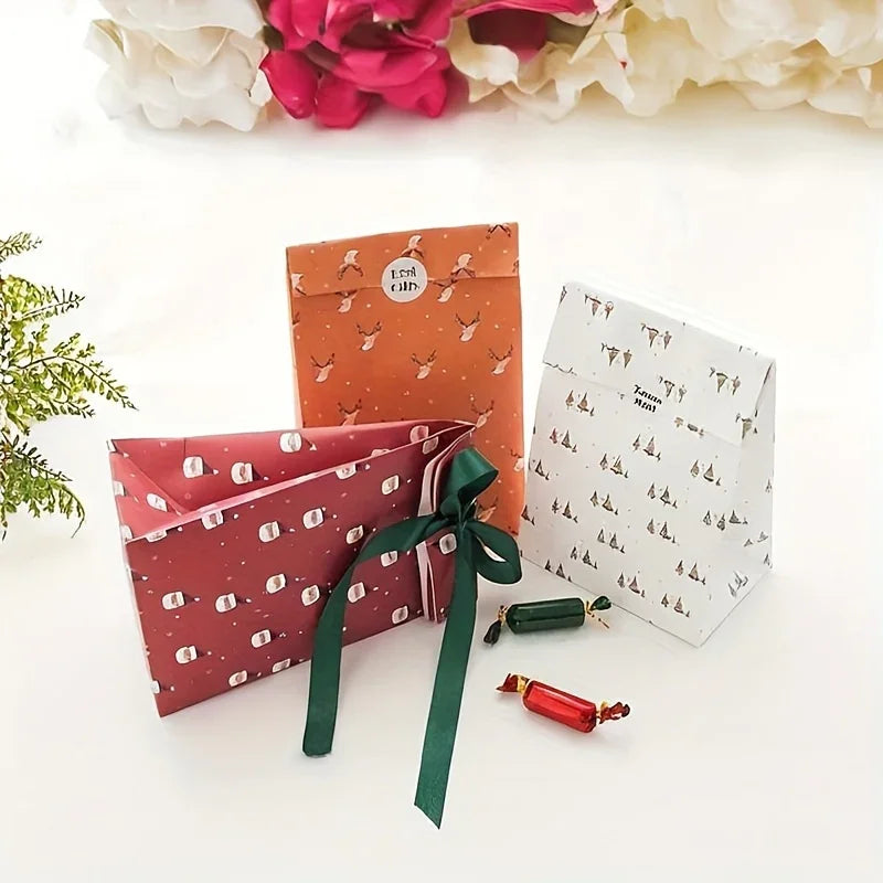 12pcs/set Includes 6 Different Patterns of High-Quality Gift Paper Bags And 6 Different Patterns of Labels, Featuring Snowman And Elk Elements, Can Hold Candy/Point/Snacks/Chocolate, Perfect for Holiday Atmosphere, 6 Differen House Of Avana [[SKU:HOA-STO-411]]