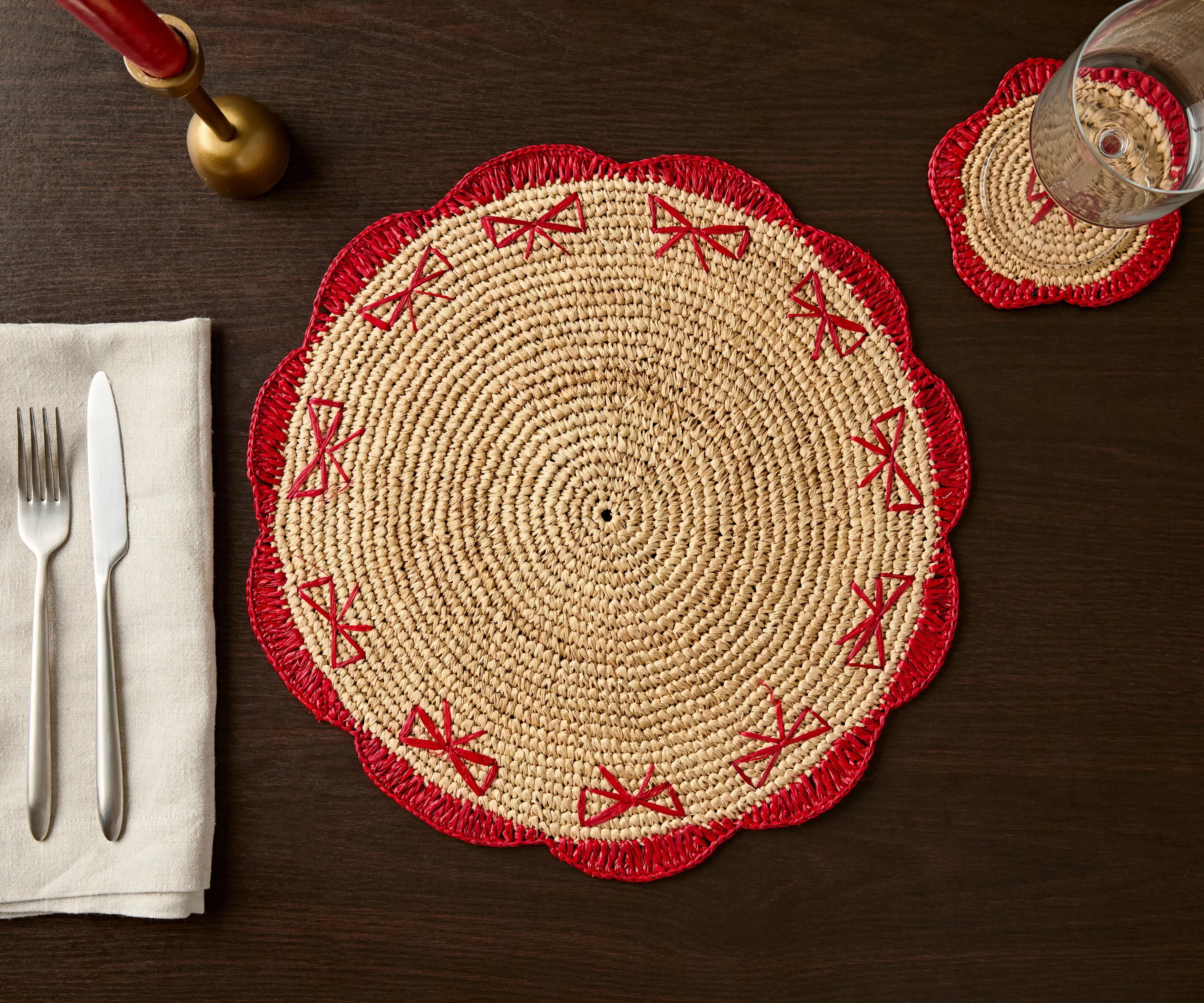 Payton James Handwoven Bow Placemats – Hand-Crocheted Raffia Palm Placemats – Unique Kitchen & Dining Table Decor – Handmade Tableware Payton James
