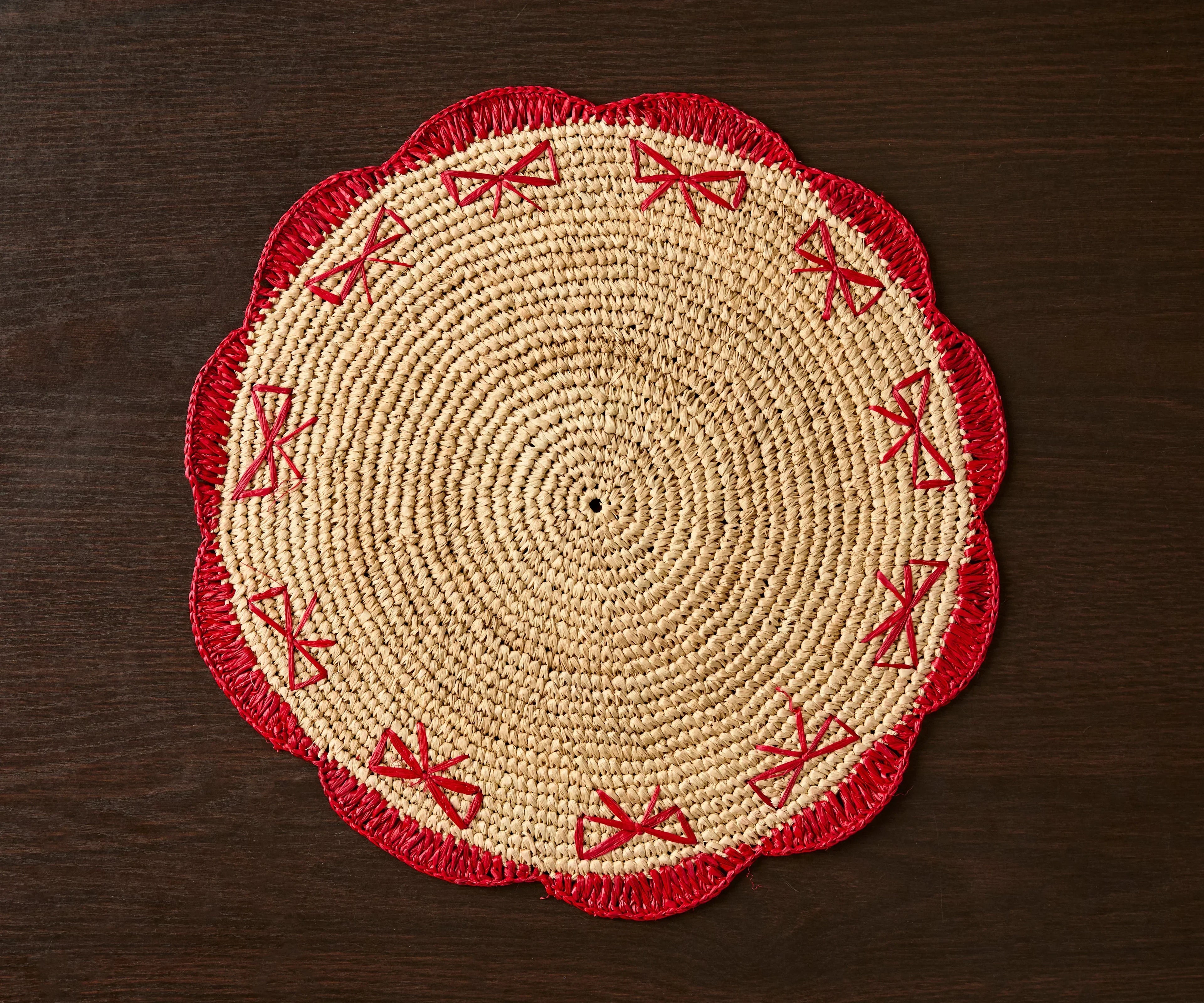 Payton James Handwoven Bow Placemats – Hand-Crocheted Raffia Palm Placemats – Unique Kitchen & Dining Table Decor – Handmade Tableware Payton James