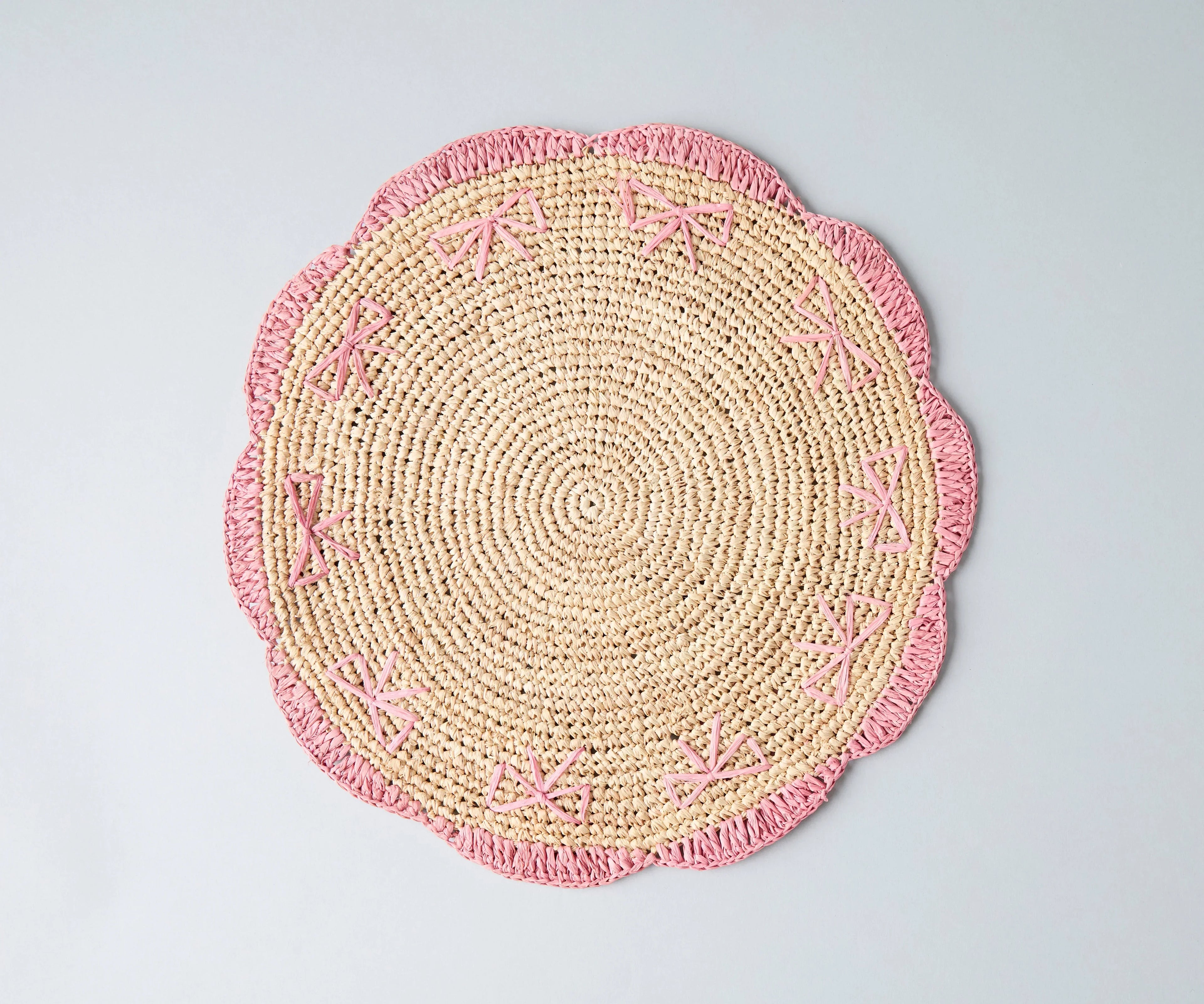 Payton James Handwoven Bow Placemats – Hand-Crocheted Raffia Palm Placemats – Unique Kitchen & Dining Table Decor – Handmade Tableware Payton James