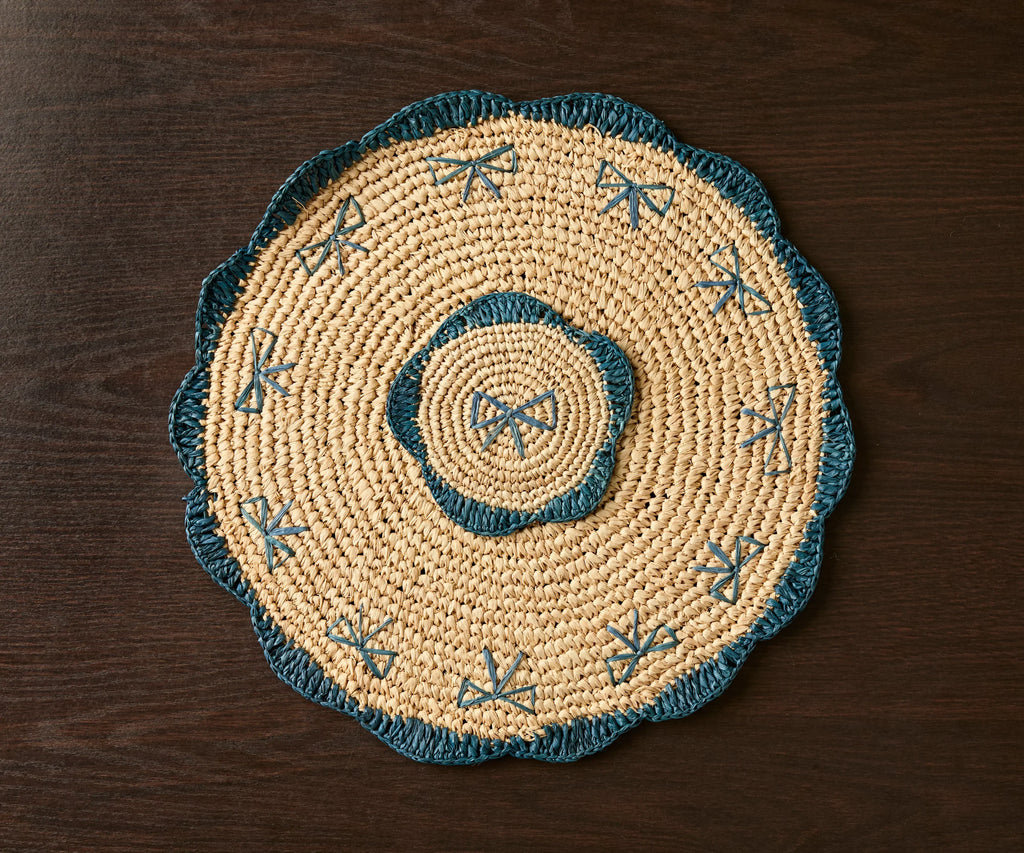 Payton James Handwoven Bow Placemats – Hand-Crocheted Raffia Palm Placemats – Unique Kitchen & Dining Table Decor – Handmade Tableware Payton James