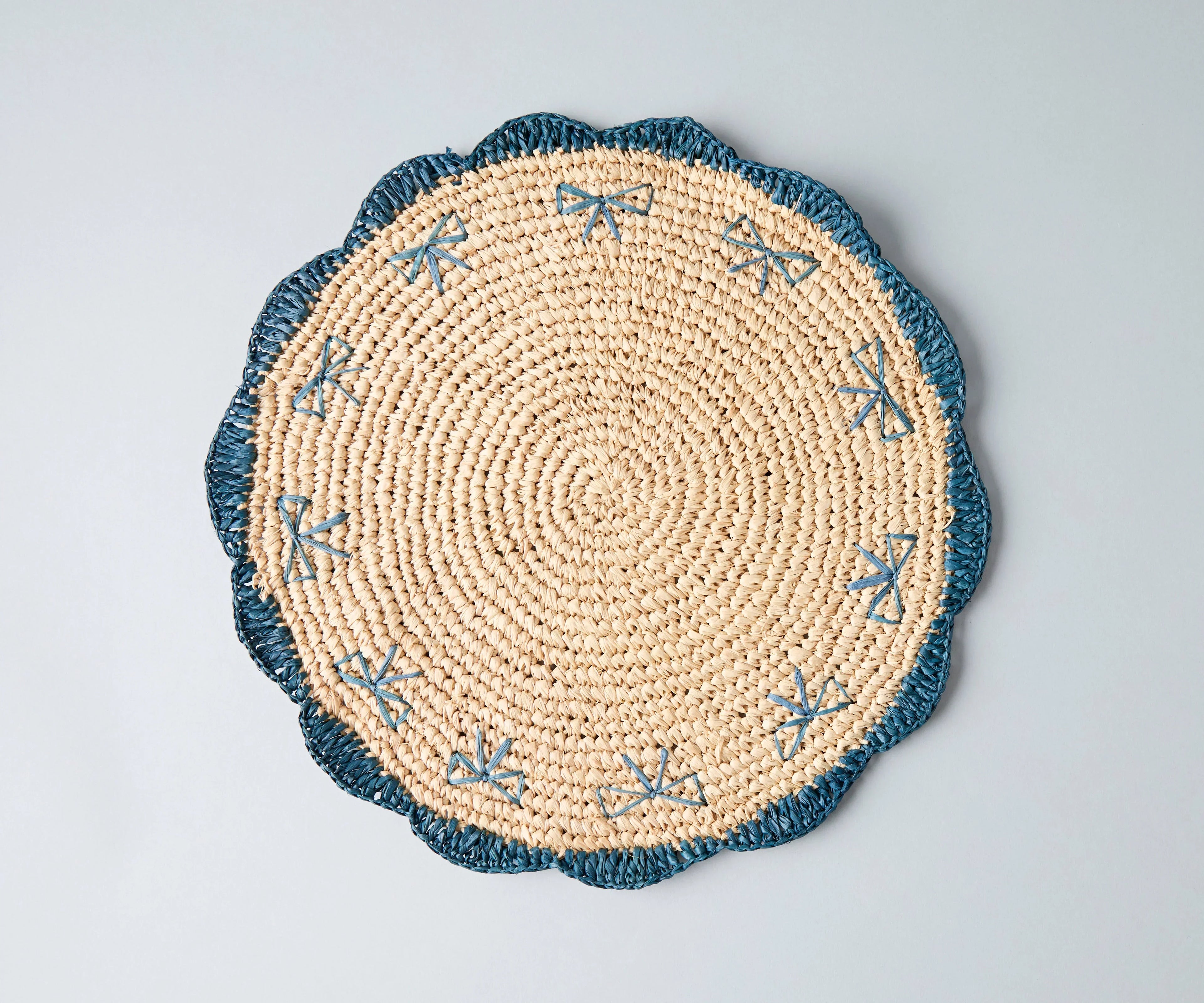 Payton James Handwoven Bow Placemats – Hand-Crocheted Raffia Palm Placemats – Unique Kitchen & Dining Table Decor – Handmade Tableware Payton James