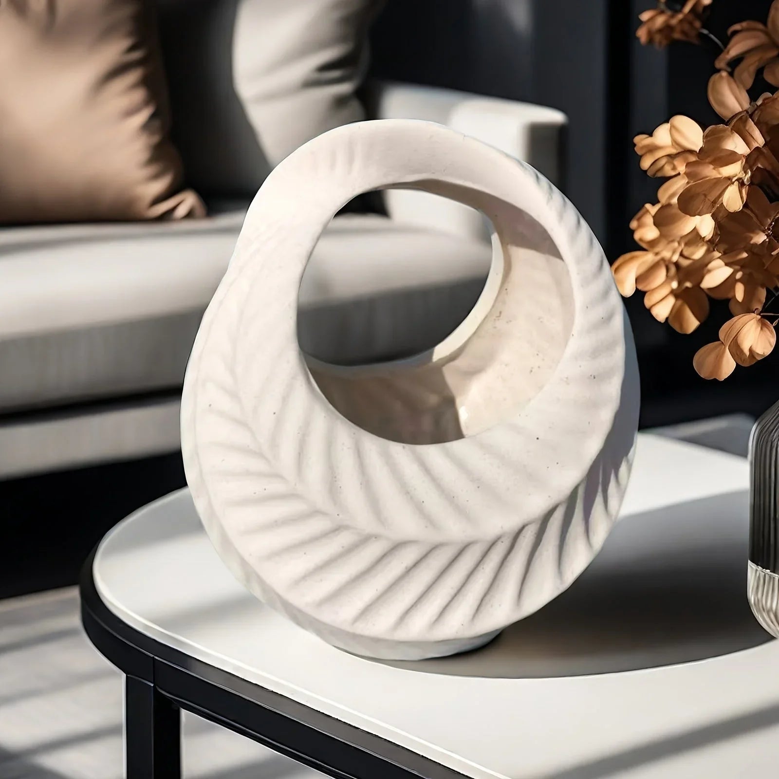 Ceramic Luxury Retreat Planter with Smooth Interior and Hydroponic Supplies, product packaging - House Of Avana