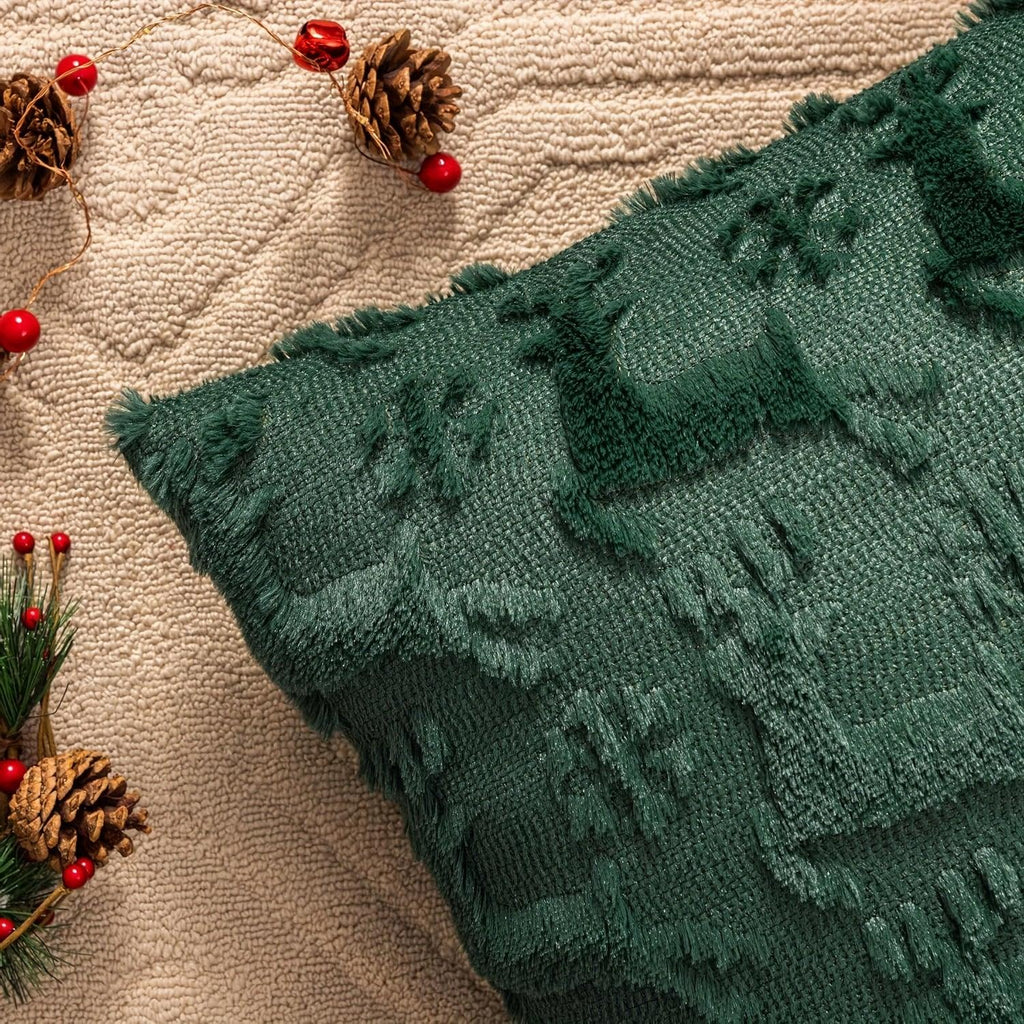 2pcs Large 45.72x45.72 cm Luxury Plush Christmas Pillow Covers - Green/Red/White/Golden Lace-Like Snowflake & Star Patterns, Soft Zippered Cushion Cases for Sofa Bed, Retro Holiday Decor (Golden/Green/White) - Hand Wash Only, House Of Avana