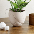 Quake Planter, close-up view - House Of Avana