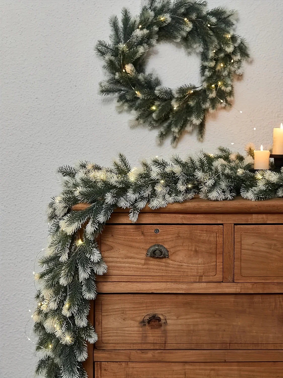 1pc of 6.4ft/195cm Christmas pine wreath made of white rattan, suitable for outdoor or indoor home gardens, artificial green plants, fireplaces, holiday party decorations, artificial pine rings, holiday decorations, and Chris House Of Avana [[SKU:HOA-XMS-024]]