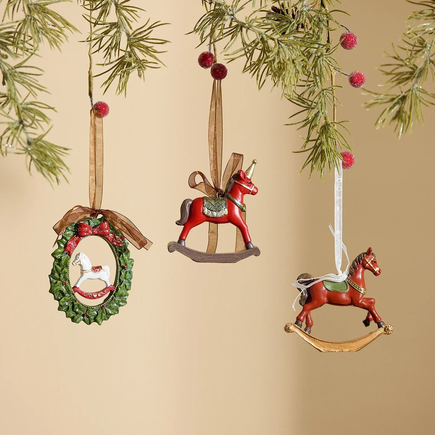 3pcs 3D Resin Christmas Tree Ornaments - Vintage Bell & Wreath Hanging Decorations, No Electricity Needed, Durable Plastic Holiday Gifts for Indoor/Outdoor Trees, Classic Style for Holiday Atmosphere, Christmas Tree Decoratio House Of Avana