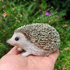 [Charming Hedgehog Statue] Resin Hedgehog Statue - Charming Outdoor/Indoor Decor for Living Room, Bedroom, Entryway, Garden - Realistic Fur Texture, Detailed Craftsmanship - Perfect Valentine's Day Gift & Home Decoration House Of Avana