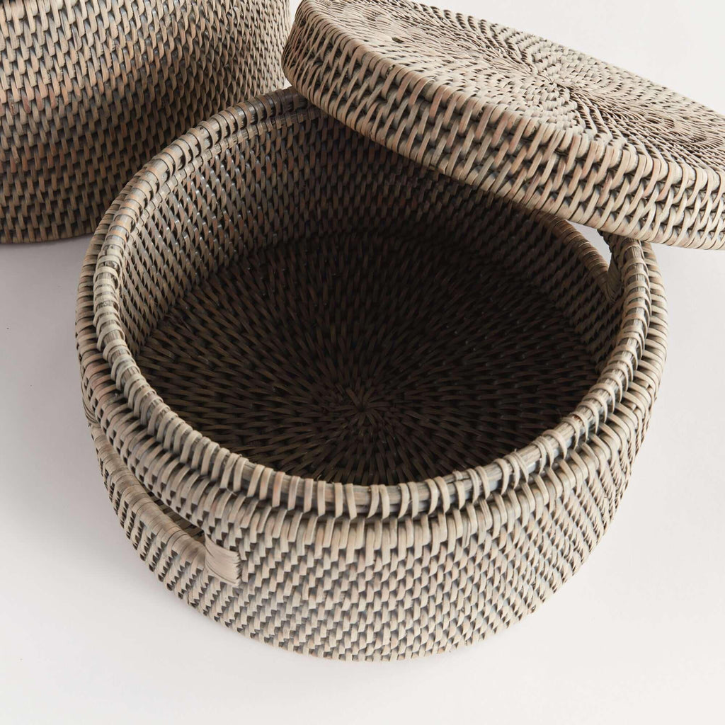 Round Rattan Storage Baskets with Lids (Set of 2) Vintage Shopper