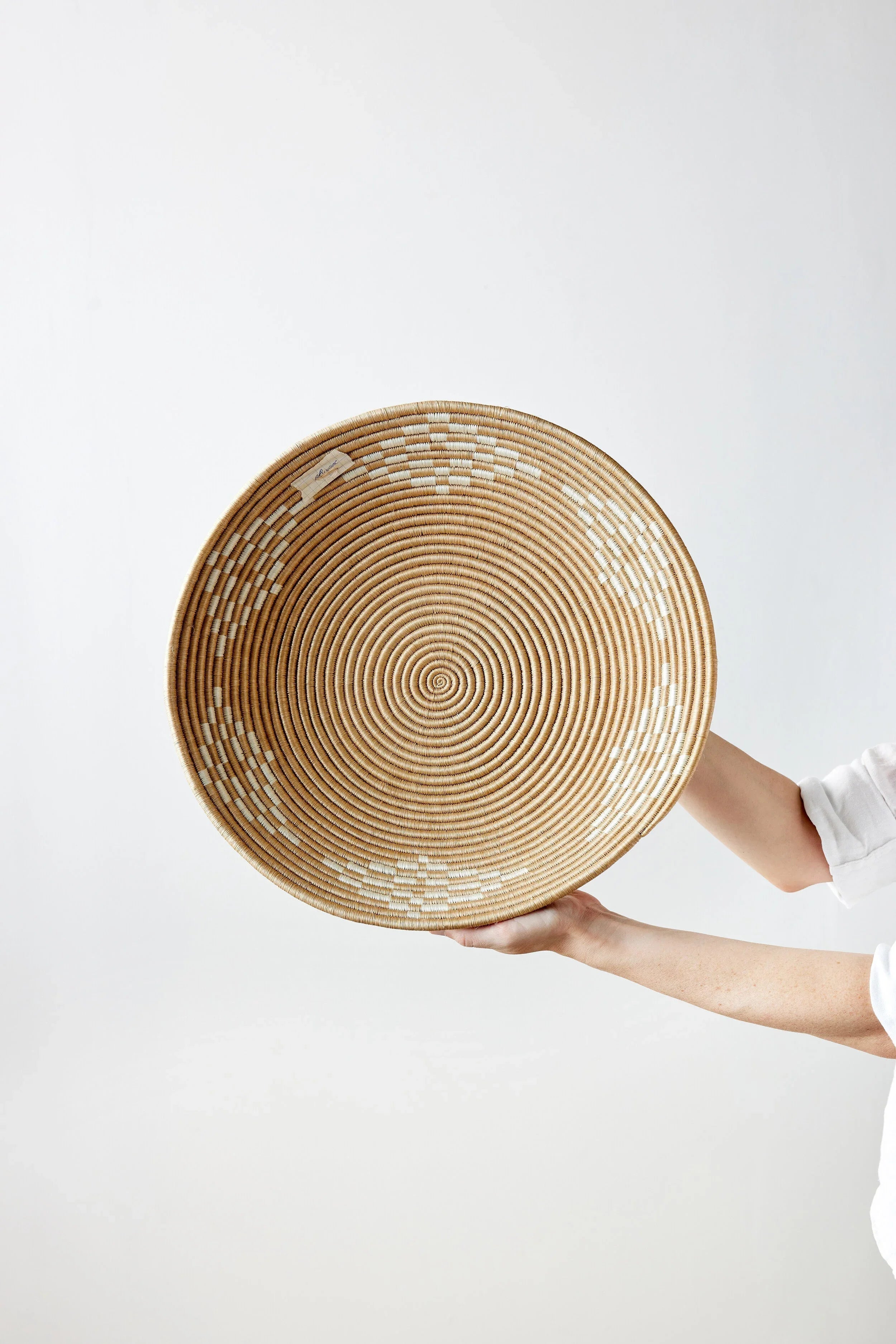 Blonde Rwanda Ivory Diamond Wall Basket Kanju Interiors