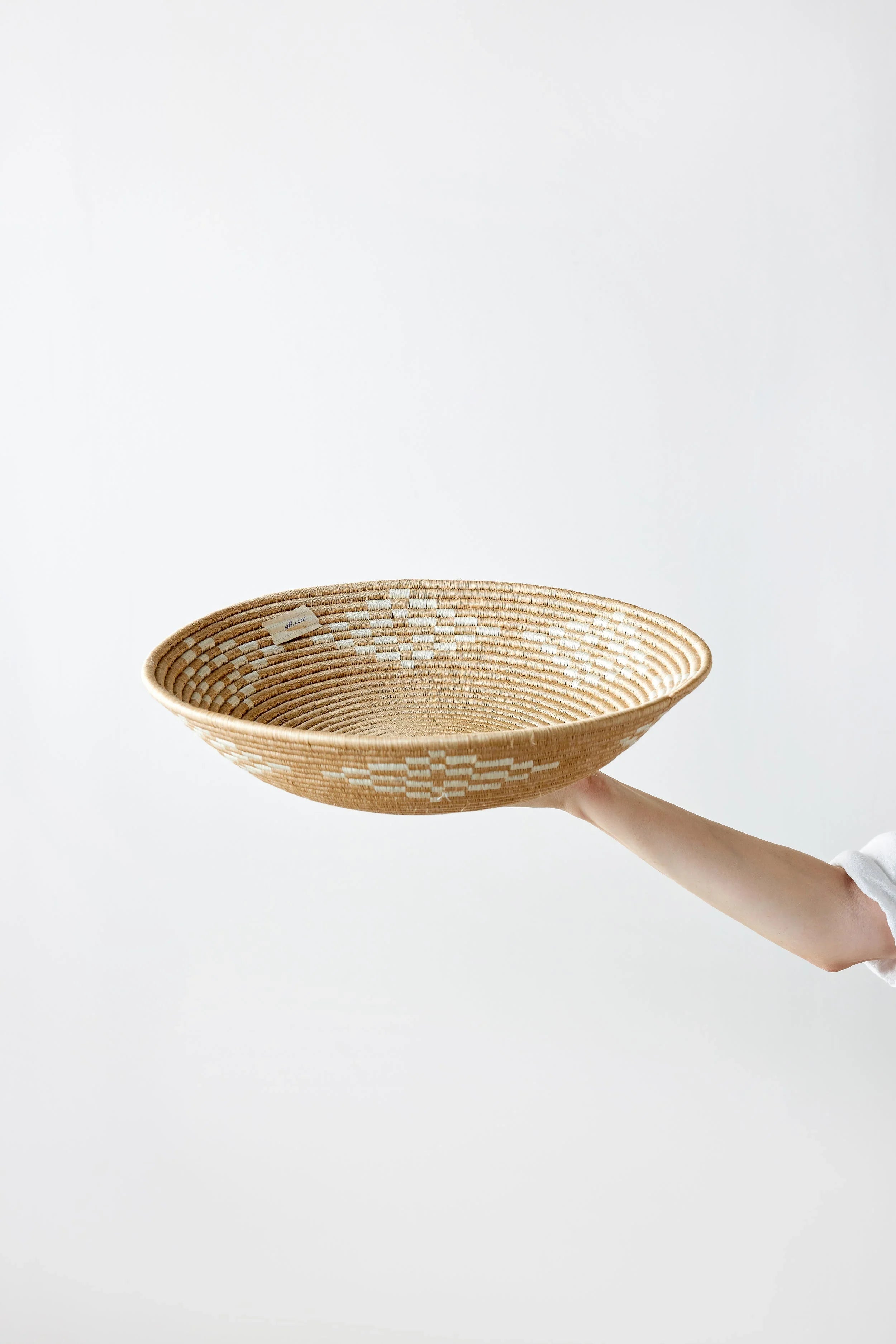 Blonde Rwanda Ivory Diamond Wall Basket Kanju Interiors
