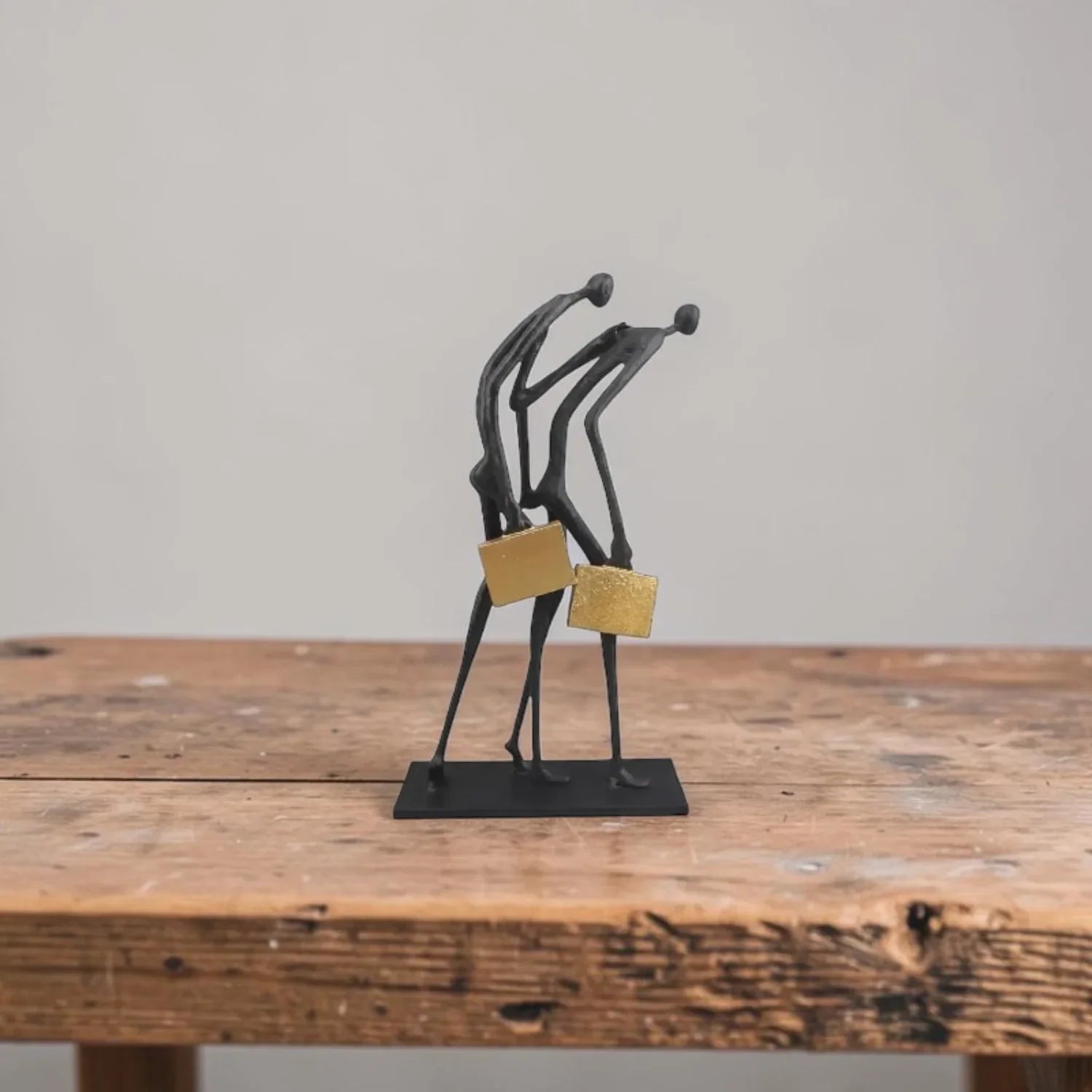 Abstract Teamwork Human Sculpture – Modern Metal Home Decor