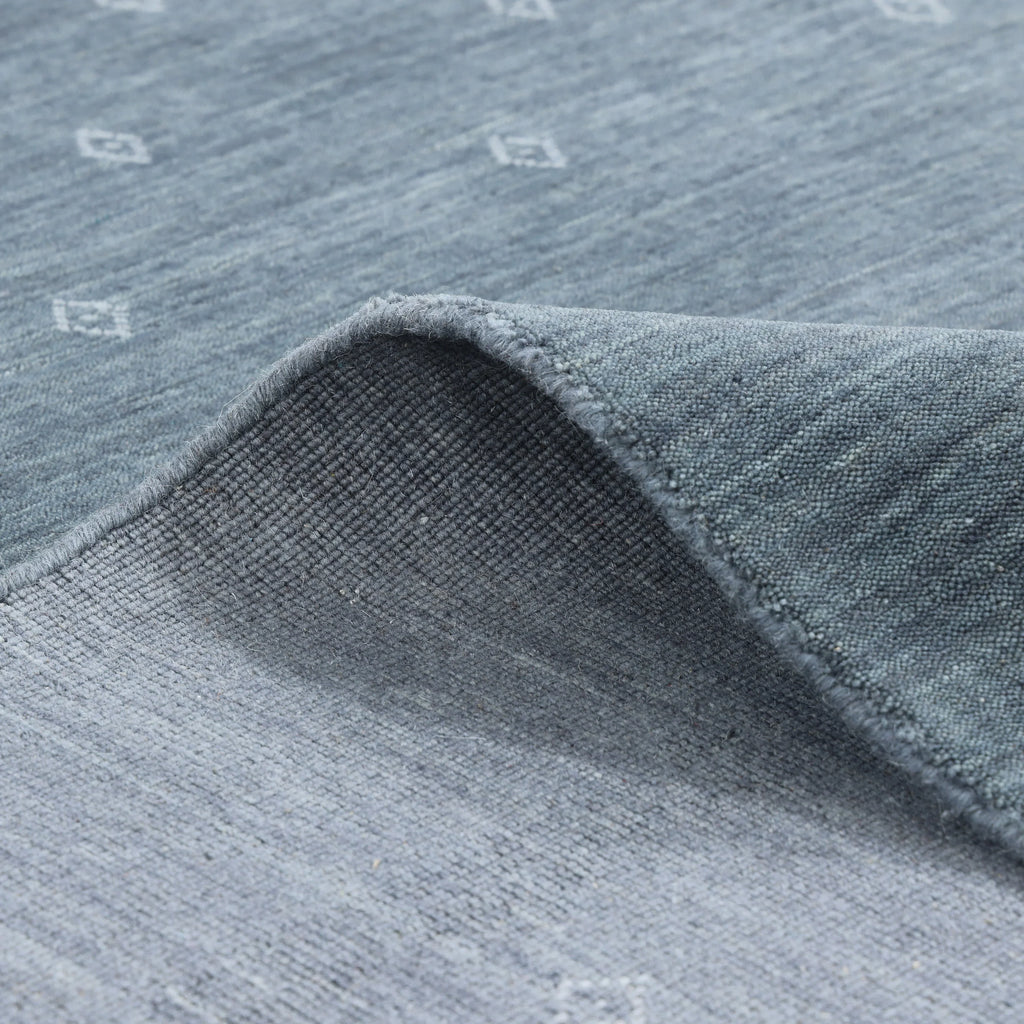 Simi, Handmade Area Rug - Gray Solo Rugs