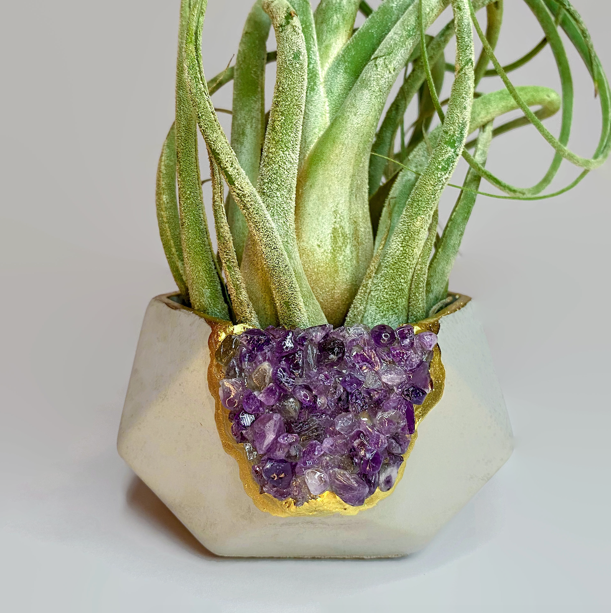 AMETHYST GEOMETRIC PLANTER AURA 8 HOME