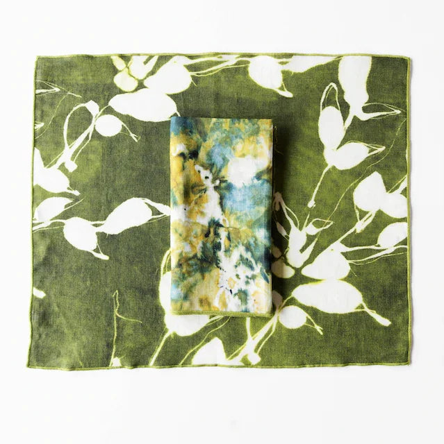 Porto Print in Olive Placemat www.goldie-home.com