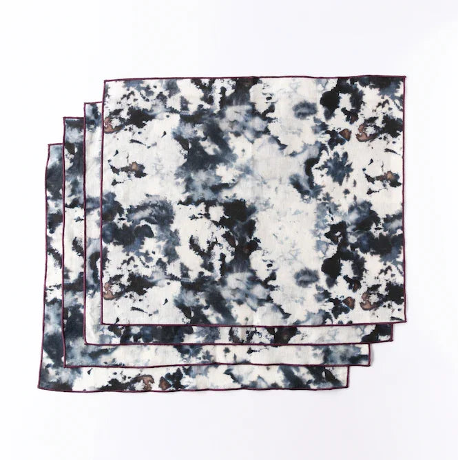 Grey Marble Placemat www.goldie-home.com