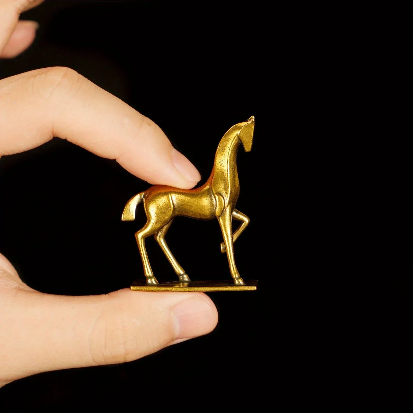 Sculpture - Abstract Brass Horse | Brass Horse Sculpture | close-up | Abstract home decor | House of Avana