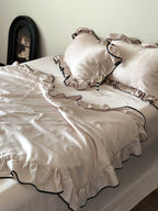 Silky Ruffle Blanket Comforter Set / White Ever Lasting