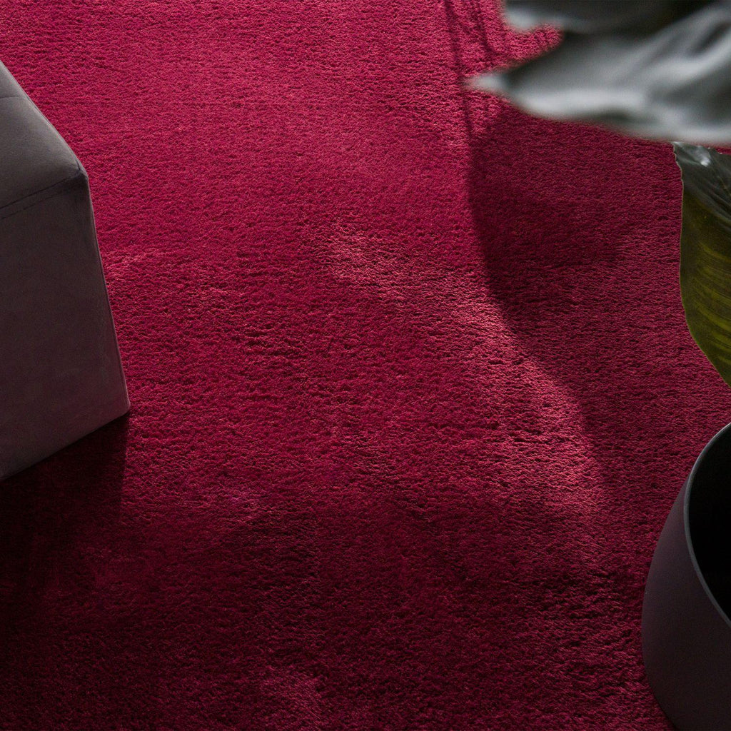 Soft Area Rug with Anti-slip Backing Washable - Red, top view - House Of Avana