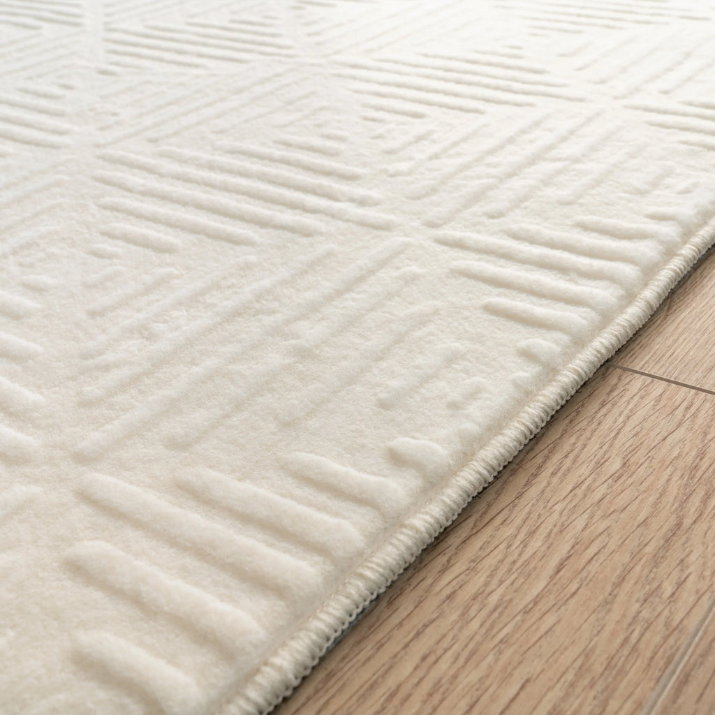 Soft Washable Area Rug Aspen with High-low Pattern, close-up view - House Of Avana