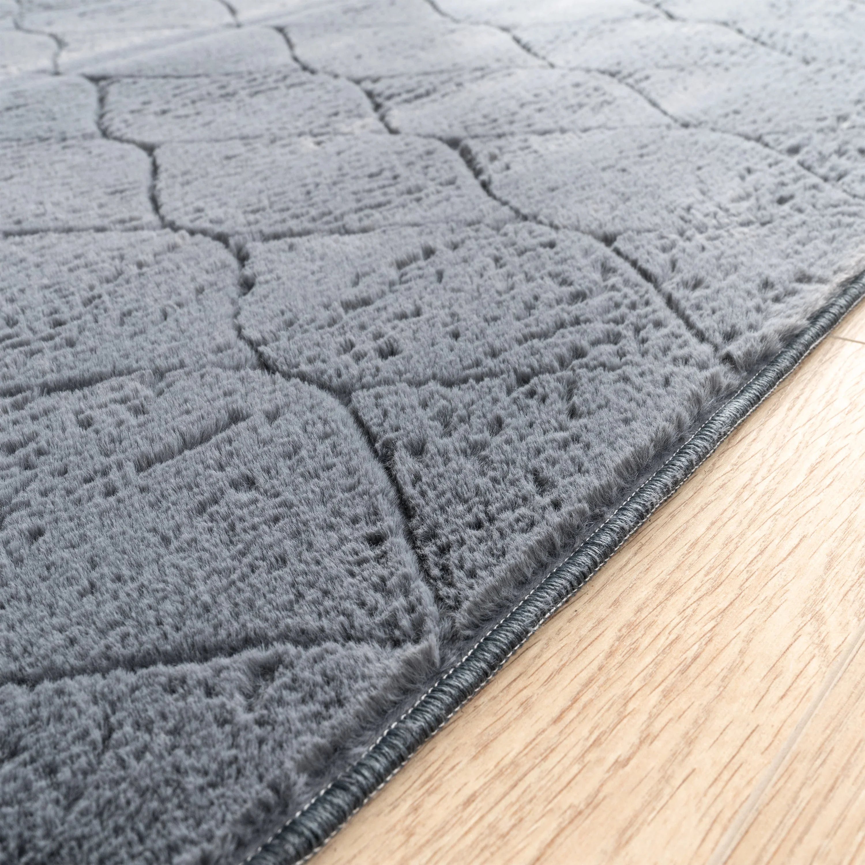 Soft Washable Area Rug Aspen with Moroccan Pattern, back view - House Of Avana