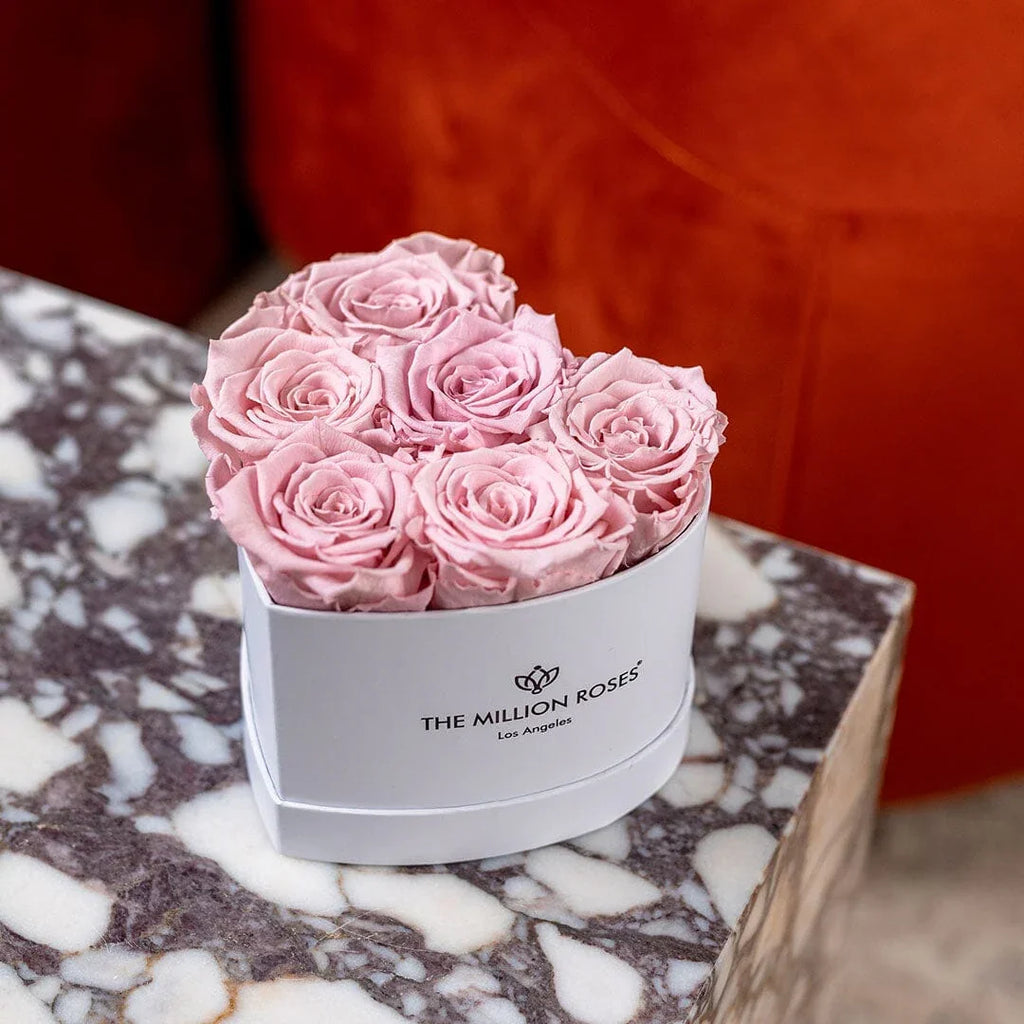 Baby Heart White Box | Light Pink Roses - House of Avana