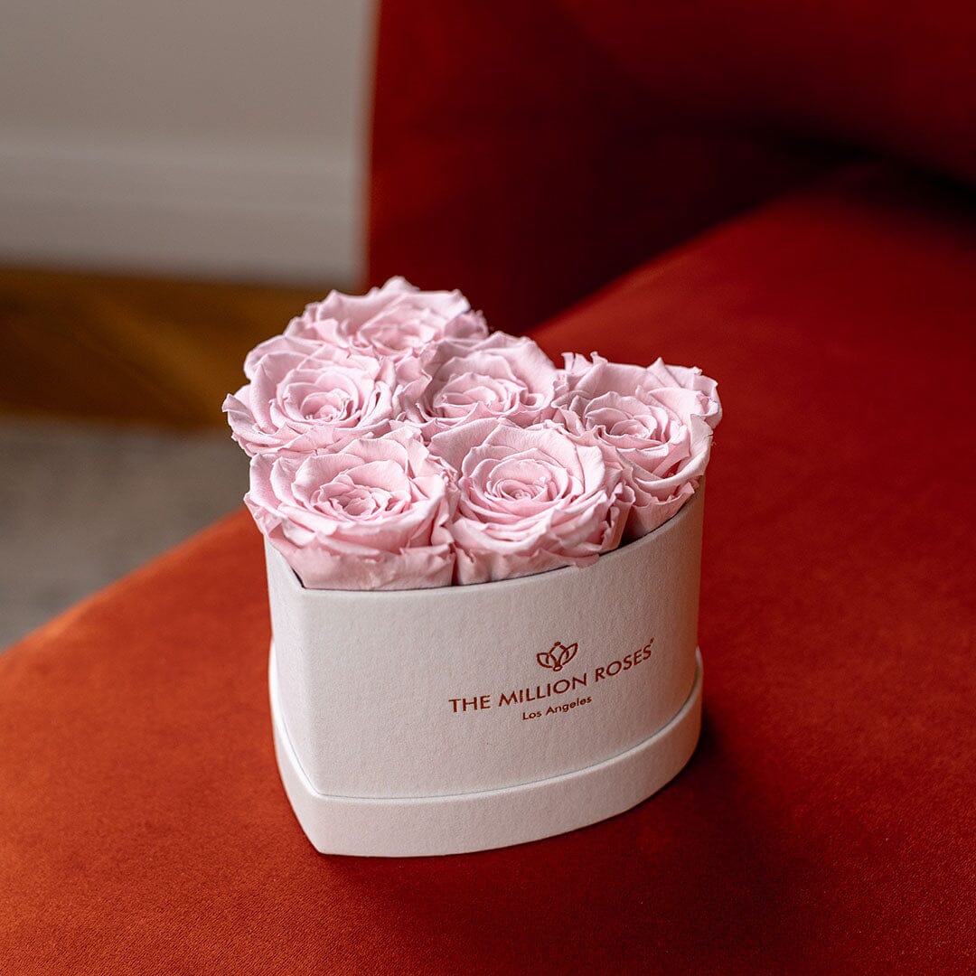Baby Heart Beige Box | Light Pink Roses The Million Roses