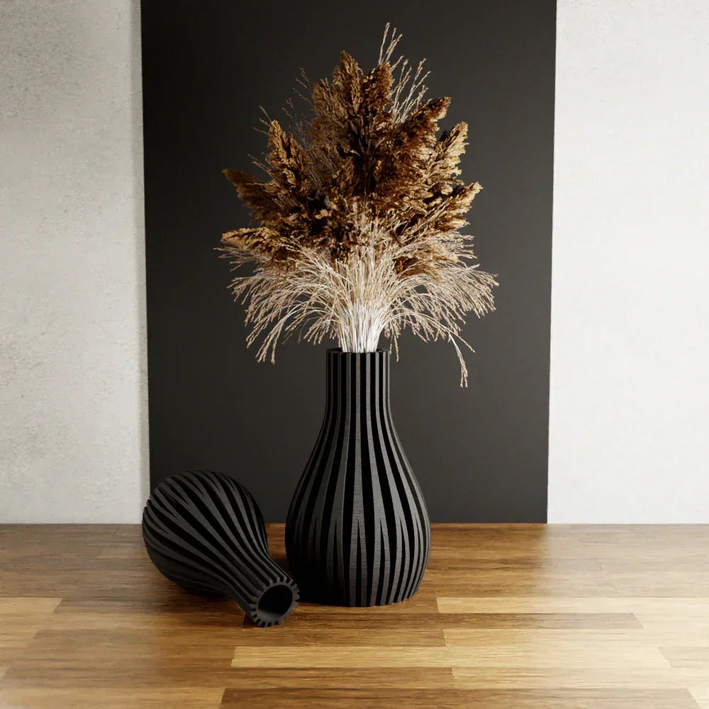 Willow Vase, detail shot - House Of Avana