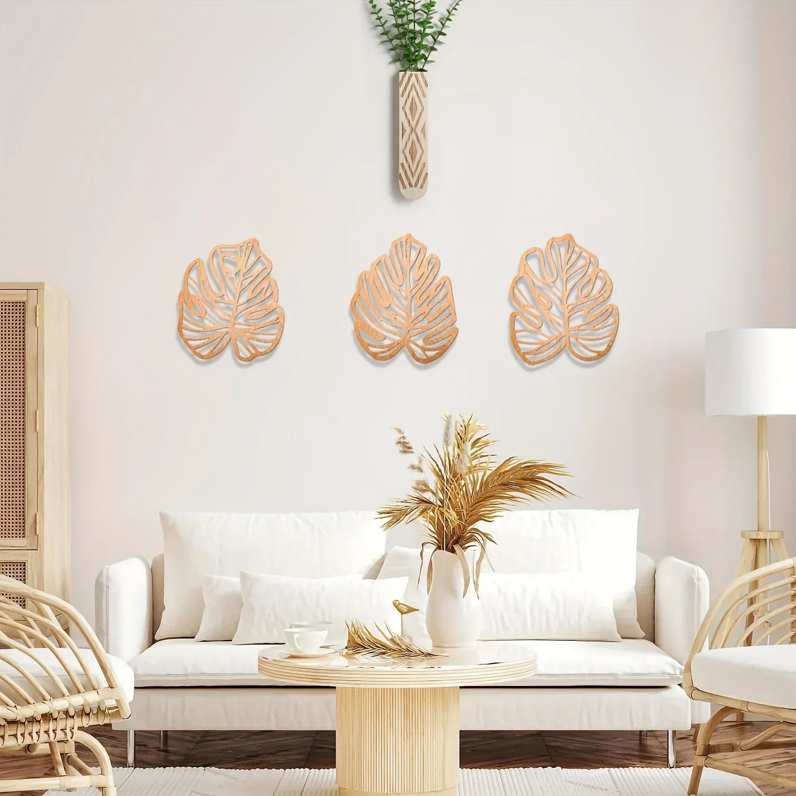 Wall Decor - Minimalist Wood Hooks, detail shot - House Of Avana