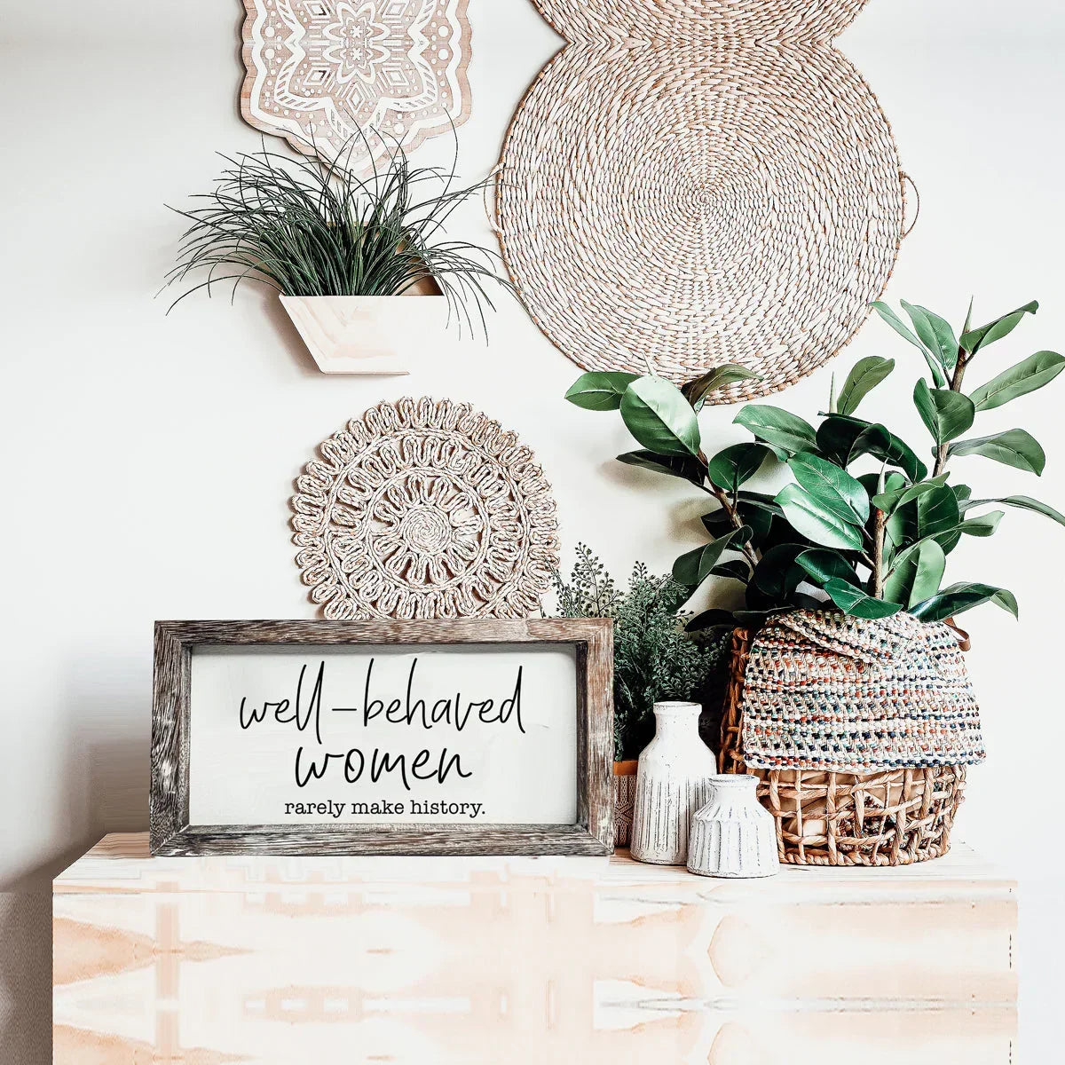 Well Behaved Women Sign Gia Roma