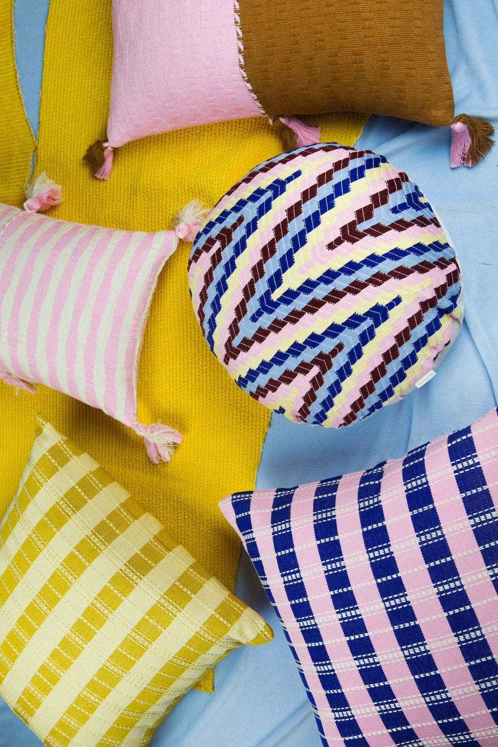 Almolonga Pillow - Multi Archive New York