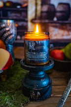 You Meet in a Tavern, detail shot - House Of Avana