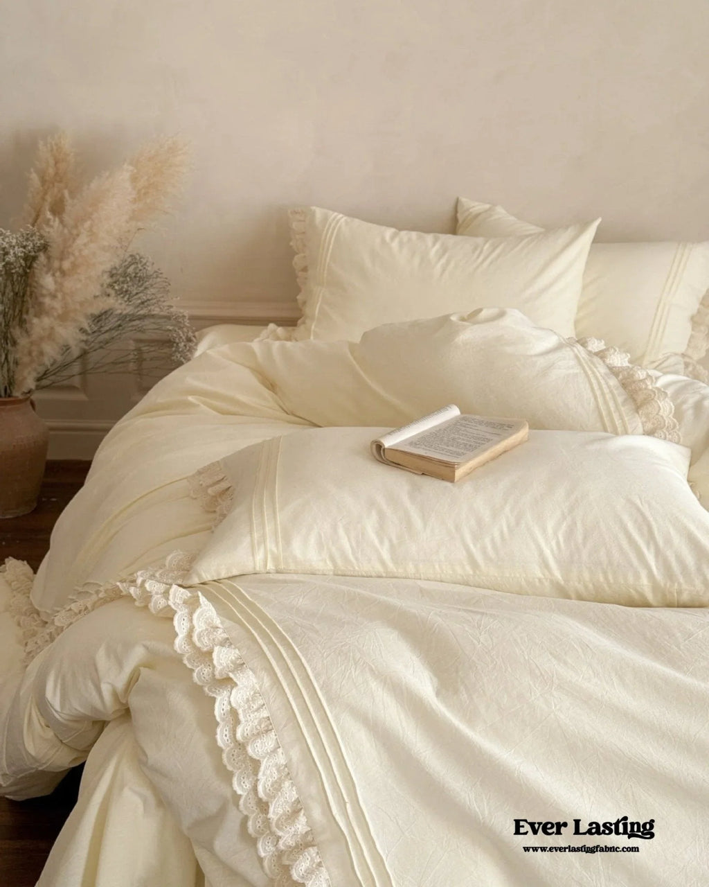 Accordion Pleated Lace Ruffled Bedding Set Ever Lasting