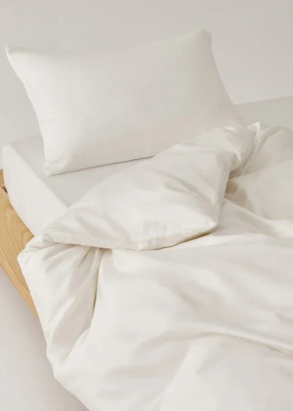 Adeline Pastel Silky Cooling TENCEL™ Bedding Set / Pink Ever Lasting