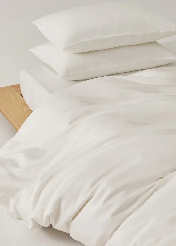 Adeline Pastel Silky Cooling TENCEL™ Bedding Set / Green Ever Lasting