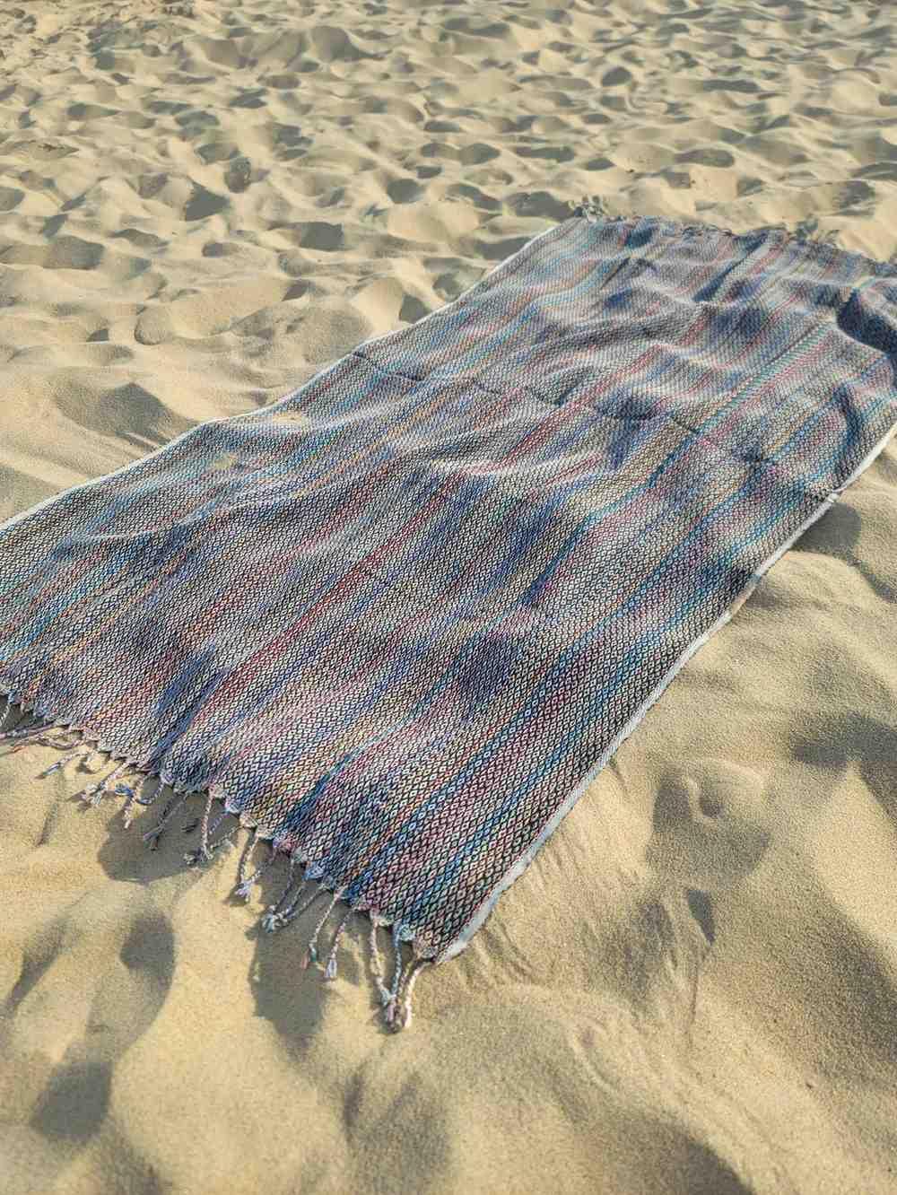 Ala Peshtemal, side view - House Of Avana