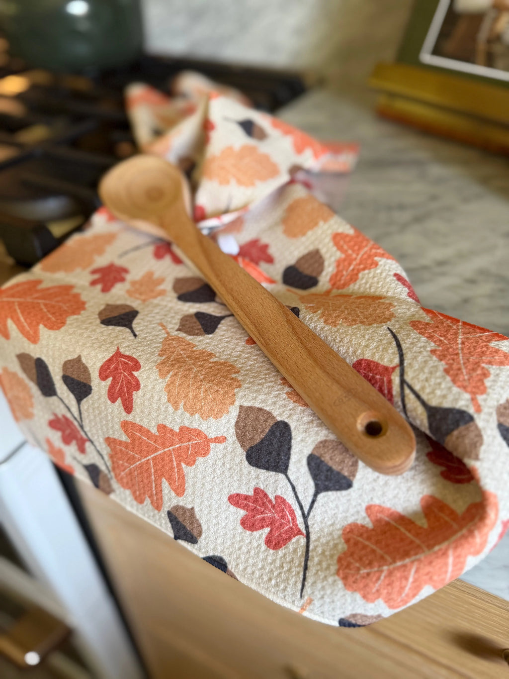 Amber and Oak, back view - House Of Avana